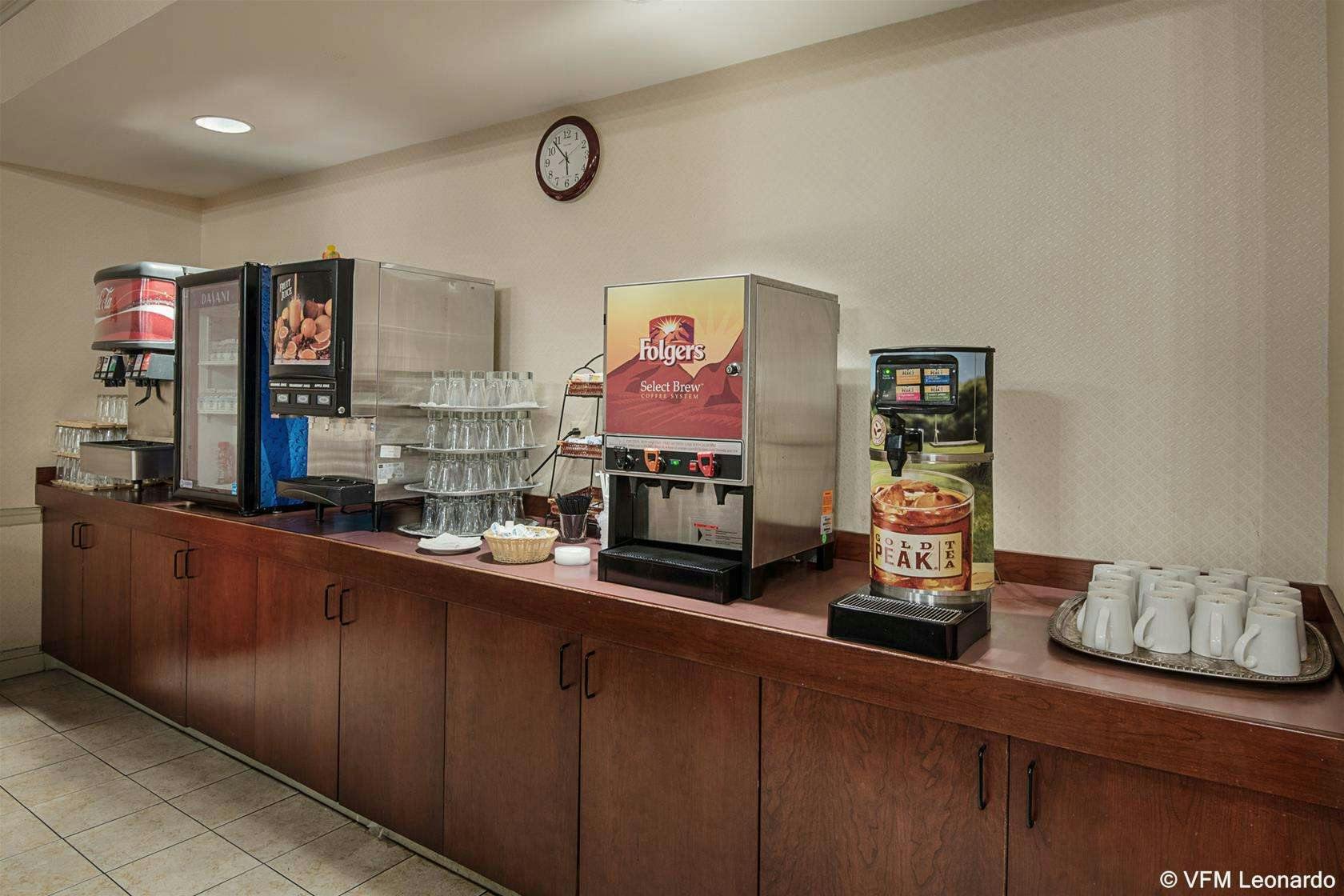 Hotel Clarion Hotel & Conference Center photo 1