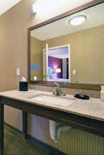 Hotel Hampton Inn & Suites Milwaukee/Franklin photo 1