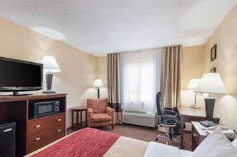 Hotel Quality Inn Parkersburg North - Vienna photo 4