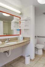 Hotel Hampton Inn & Suites Orlando-Apopka photo 3