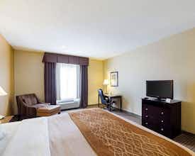 Hotel Comfort Inn & Suites Burnet, TX photo 3
