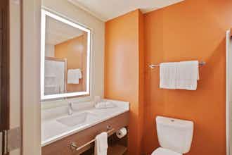 Hotel Extended Stay America Premier Suites Providence E Providence photo 1