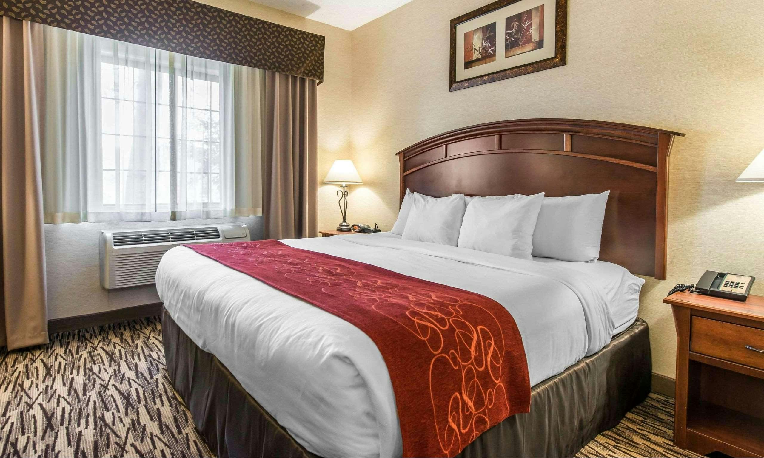 Comfort Suites At Evergreen Parkway