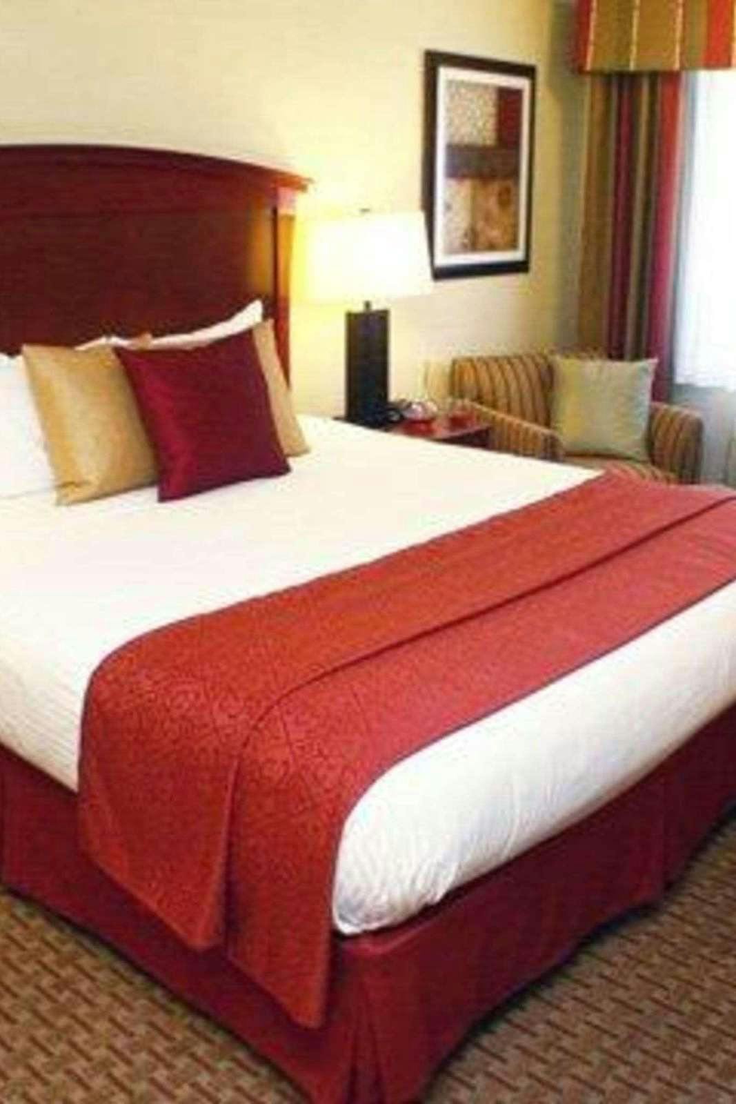 Hotel Quality Inn & Suites Santa Cruz Mountains photo 2