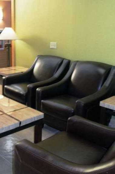 Hotel Coratel Inn & Suites By Jasper River Falls photo 4