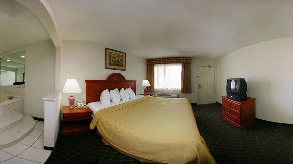 Quality Inn Marshall