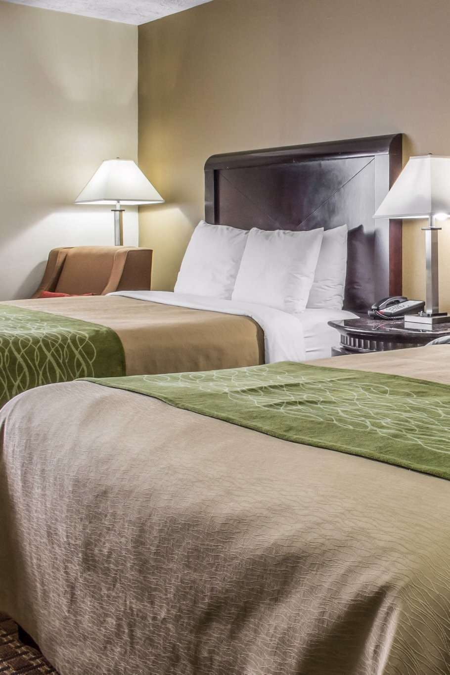 Hotel Comfort Inn Medford - Long Island photo 2