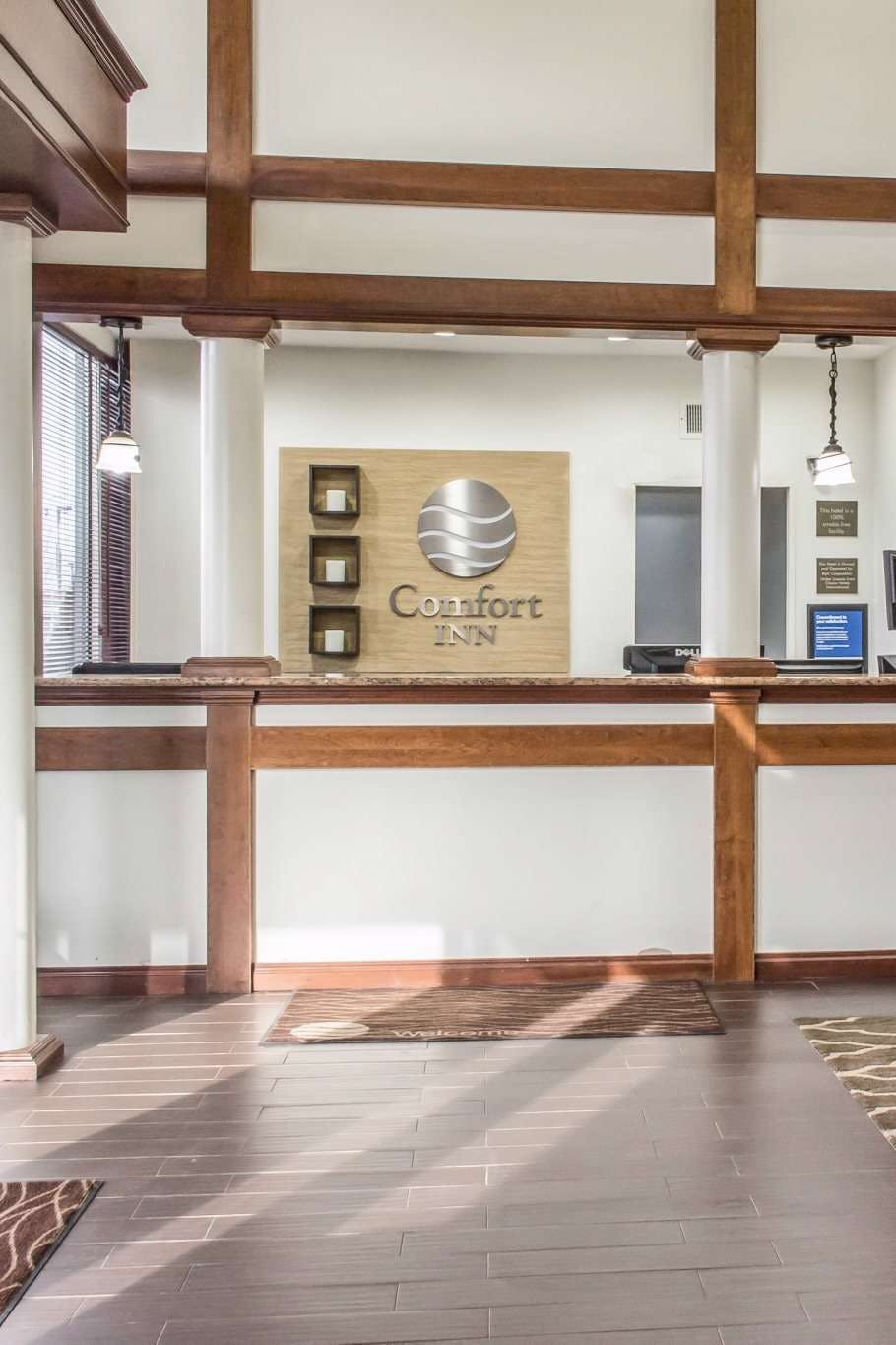 Hotel Comfort Inn Medford - Long Island photo 4