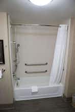 Hotel Hampton Inn & Suites Bismarck Northwest photo 5