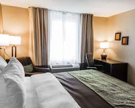 Hotel Comfort Inn & Suites Pharr - McAllen photo 1