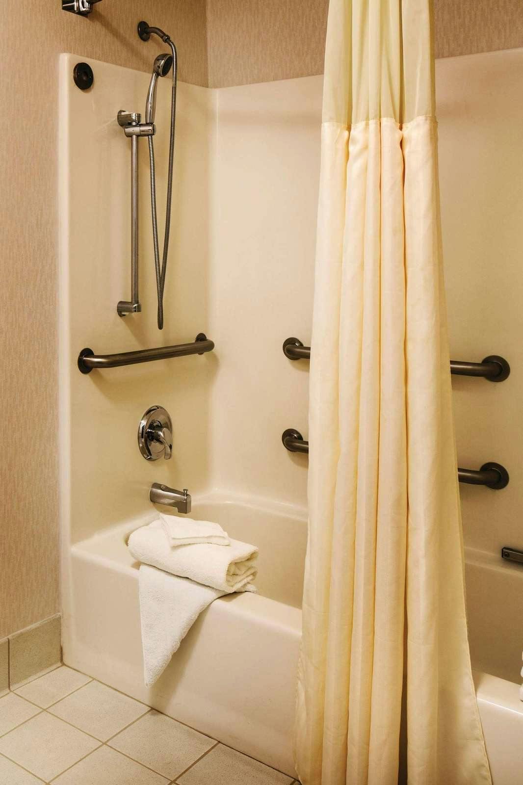 Hotel DoubleTree by Hilton Olympia Downtown Capitol District photo 3