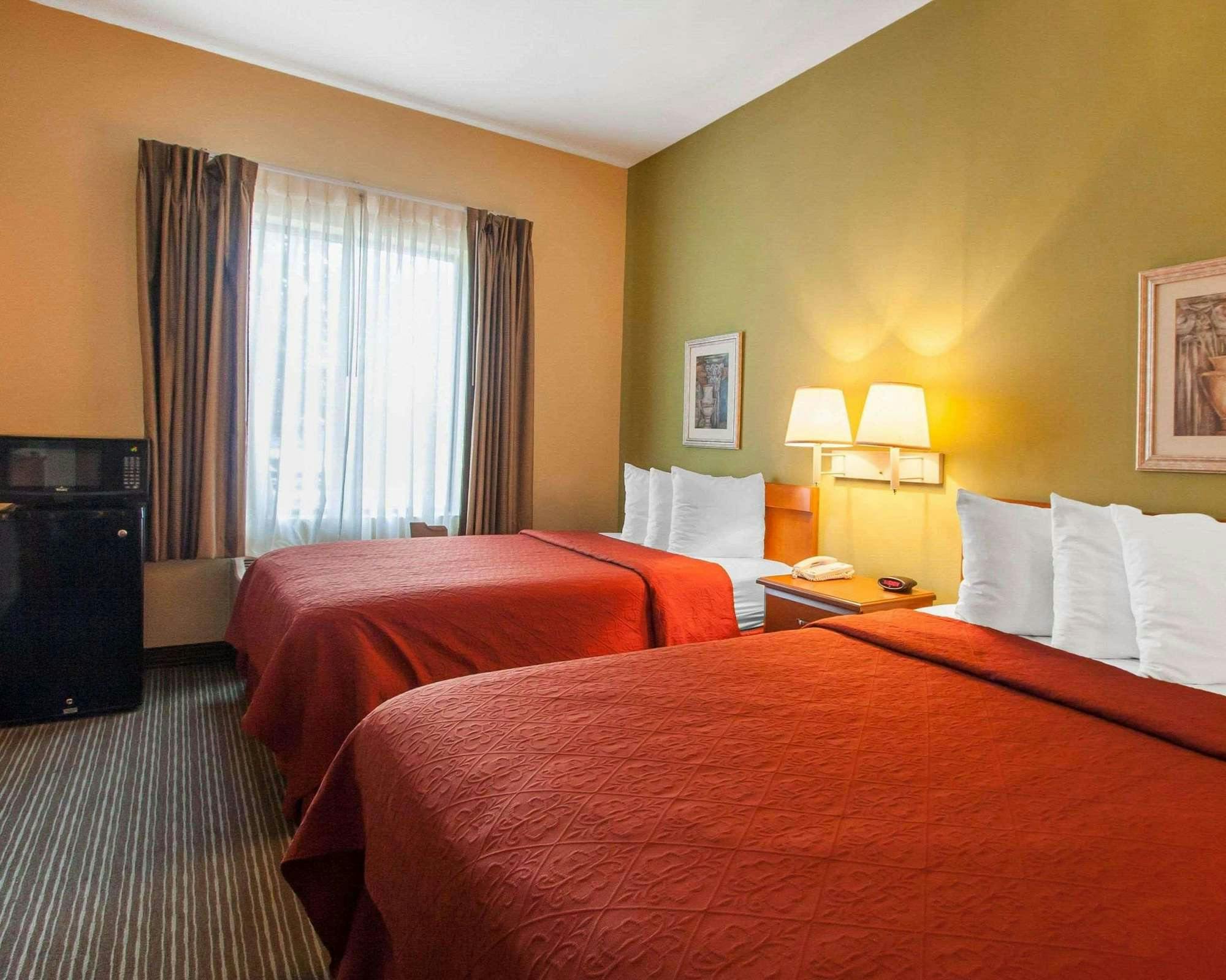 Hotel Quality Inn Joplin I-44 photo 2