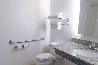 Hotel Quality Inn & Suites Everett photo 4