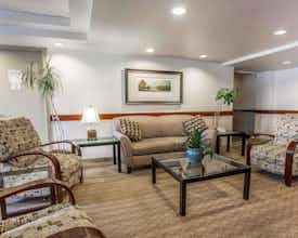 Hotel Quality Inn & Suites Everett photo 3