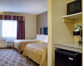 Hotel Comfort Inn Yankton SD photo 2