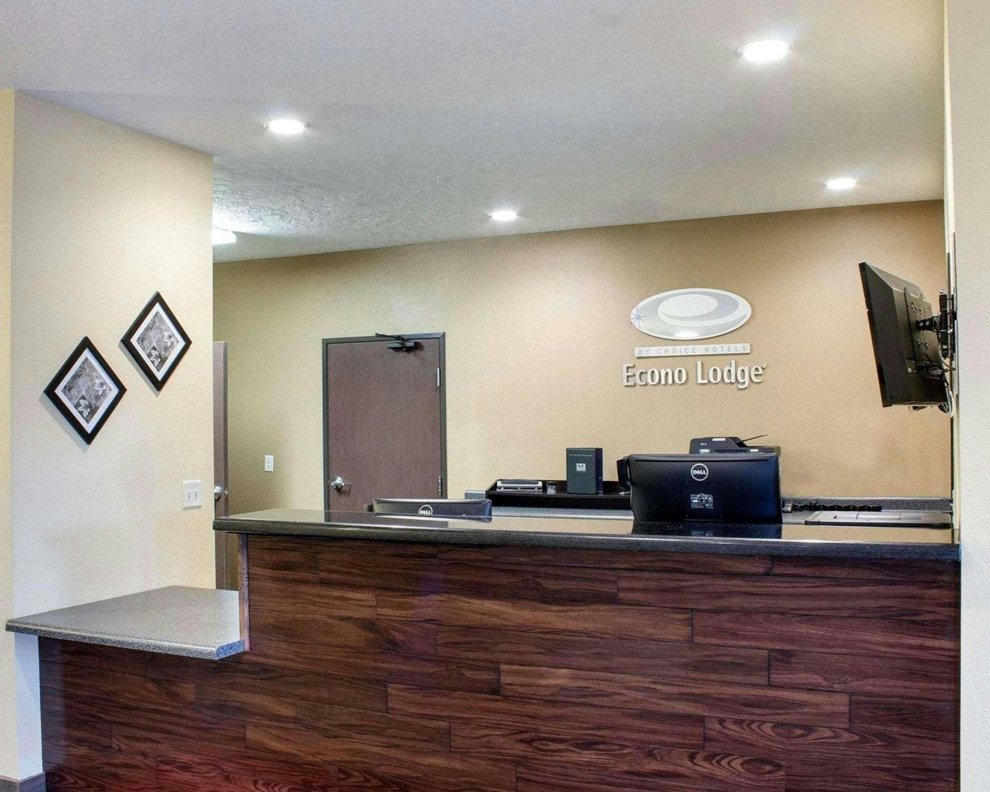 Hotel Comfort Inn Yankton SD photo 4