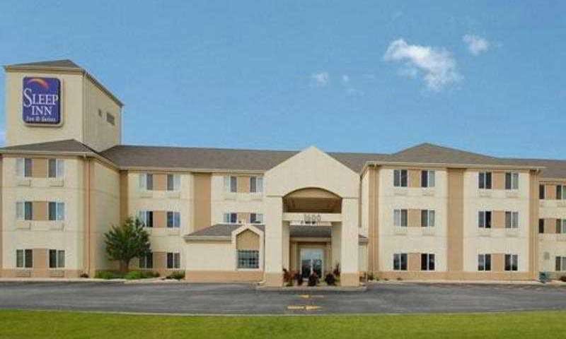 Sleep Inn and Suites Green Bay Airport