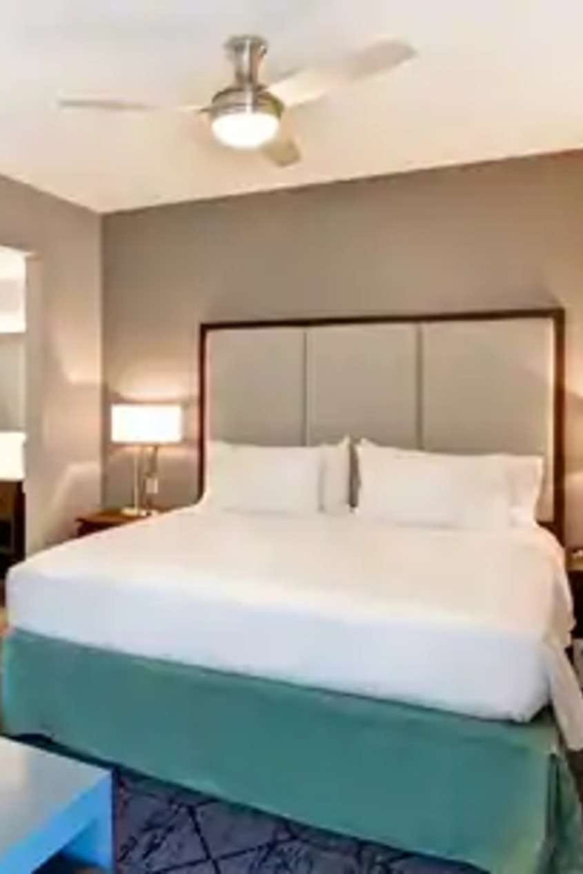 Hotel HOMEWOOD SUITES BY HILTON WEST BANK GRETNA photo 1