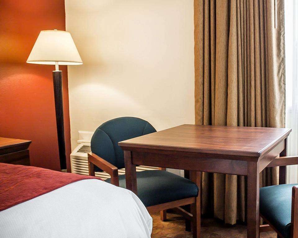 Hotel Quality Inn Lima, OH photo 4