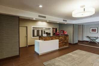 Hotel Hampton Inn Bismarck photo 3