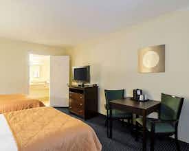 Hotel Rodeway Inn & Suites Williamsburg Central photo 2