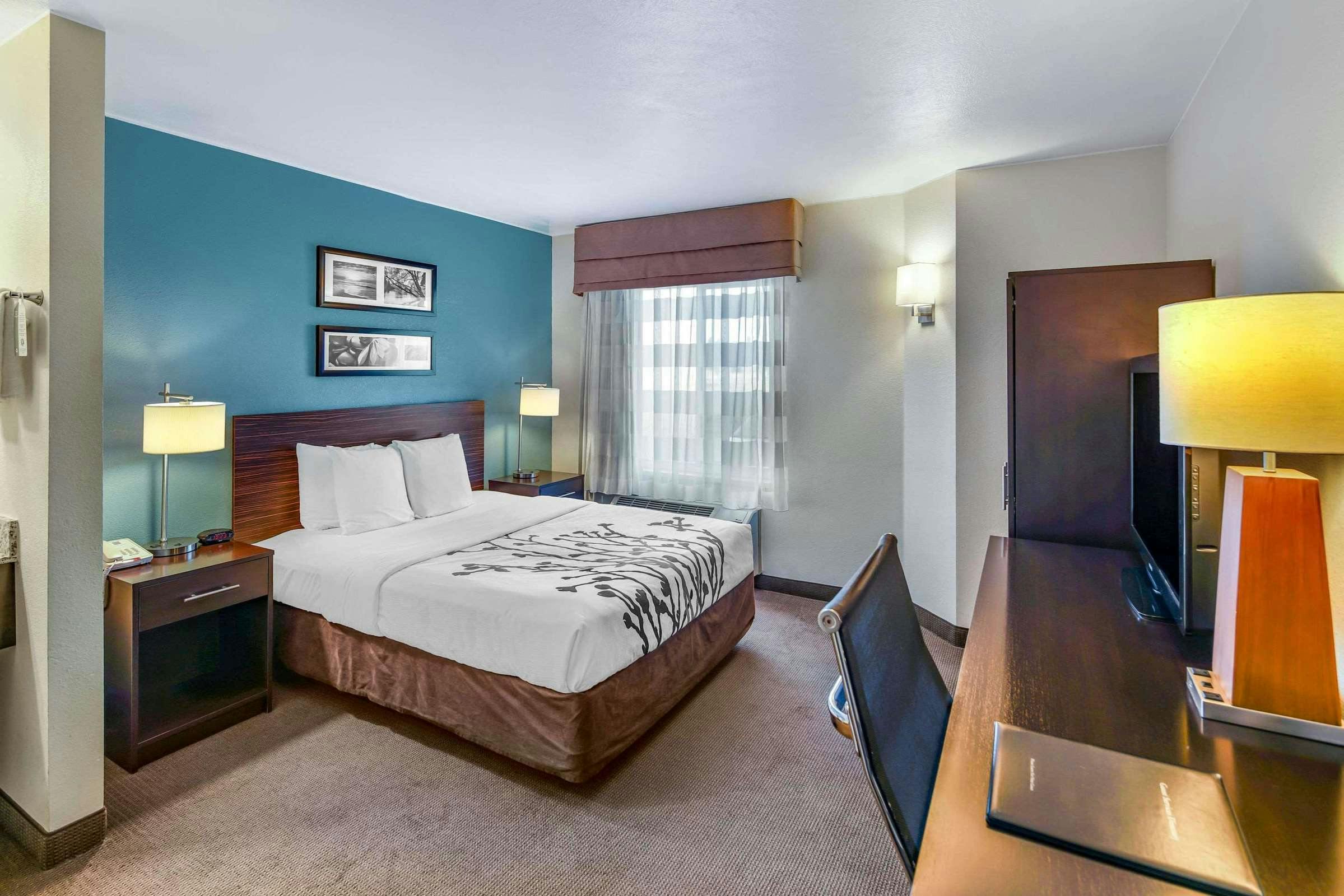 Hotel Sleep Inn Near Washington State Line photo 1