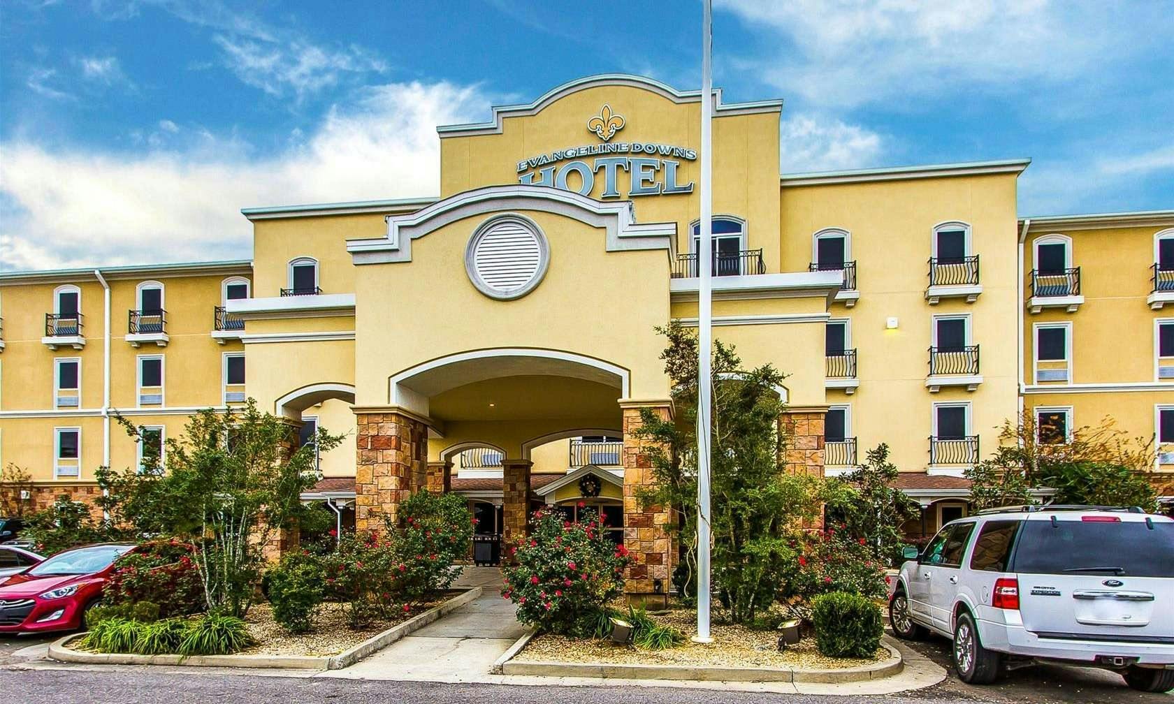 Evangeline Downs Hotel, Ascend Hotel Collection