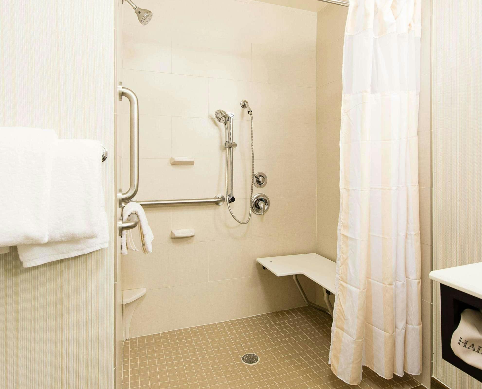 Hotel Hilton Garden Inn Charlotte Airport photo 3