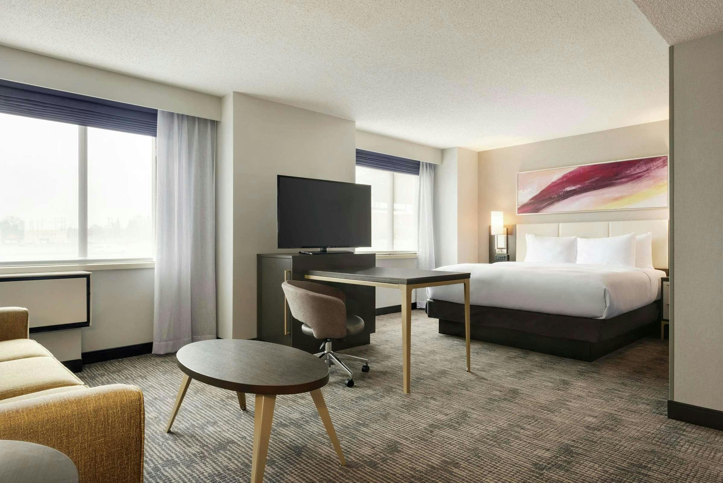 Hotel Doubletree By Hilton St. Paul East photo 3