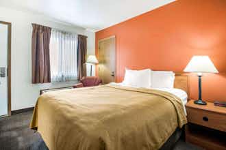 Hotel Red Roof Inn & Suites Tomah photo 1