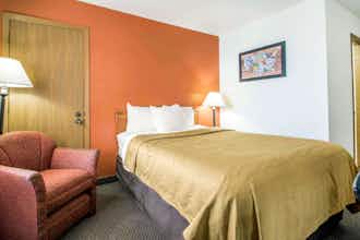 Hotel Red Roof Inn & Suites Tomah photo 4