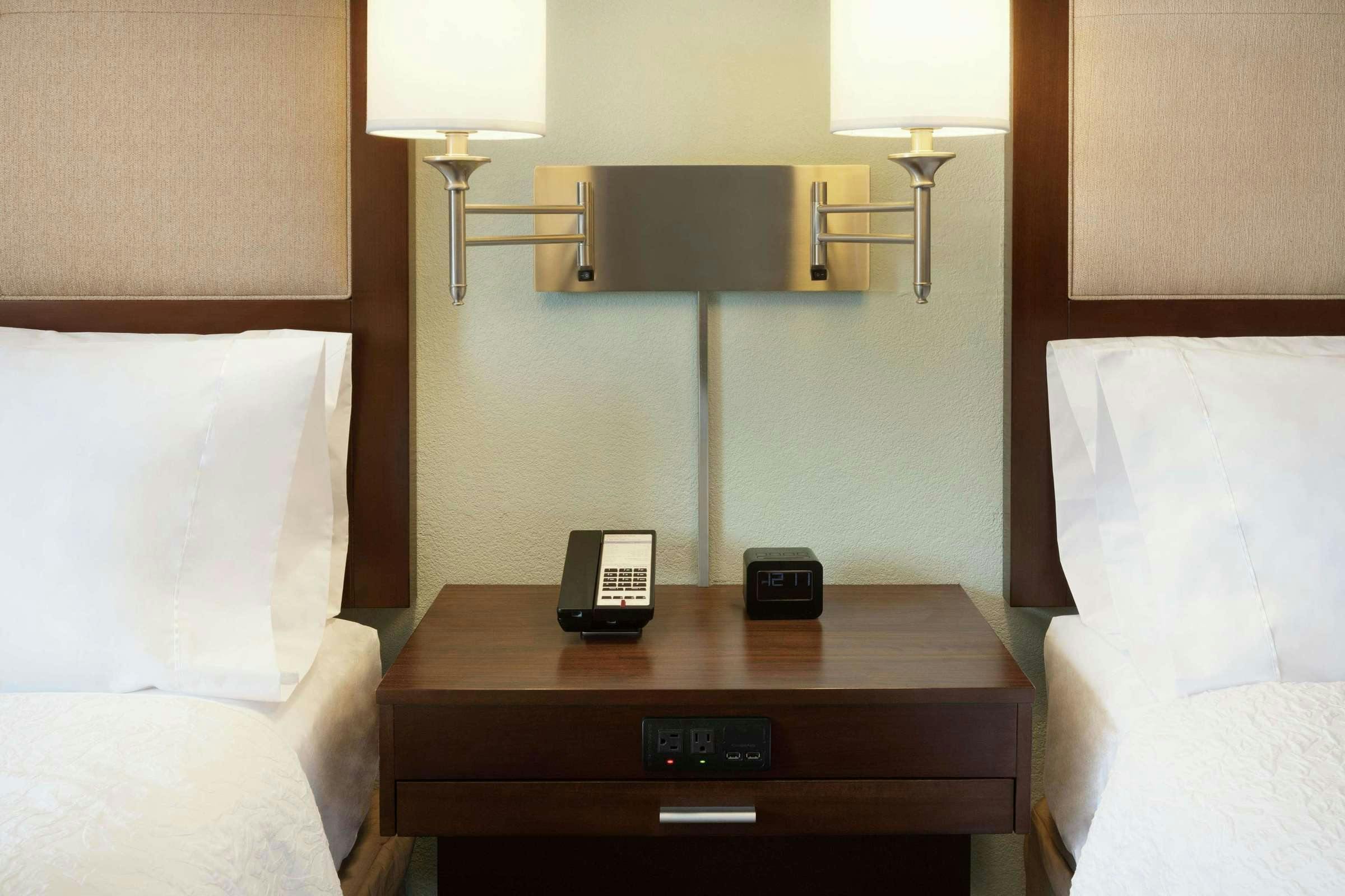 Hotel Hampton Inn Portland-Clackamas photo 4