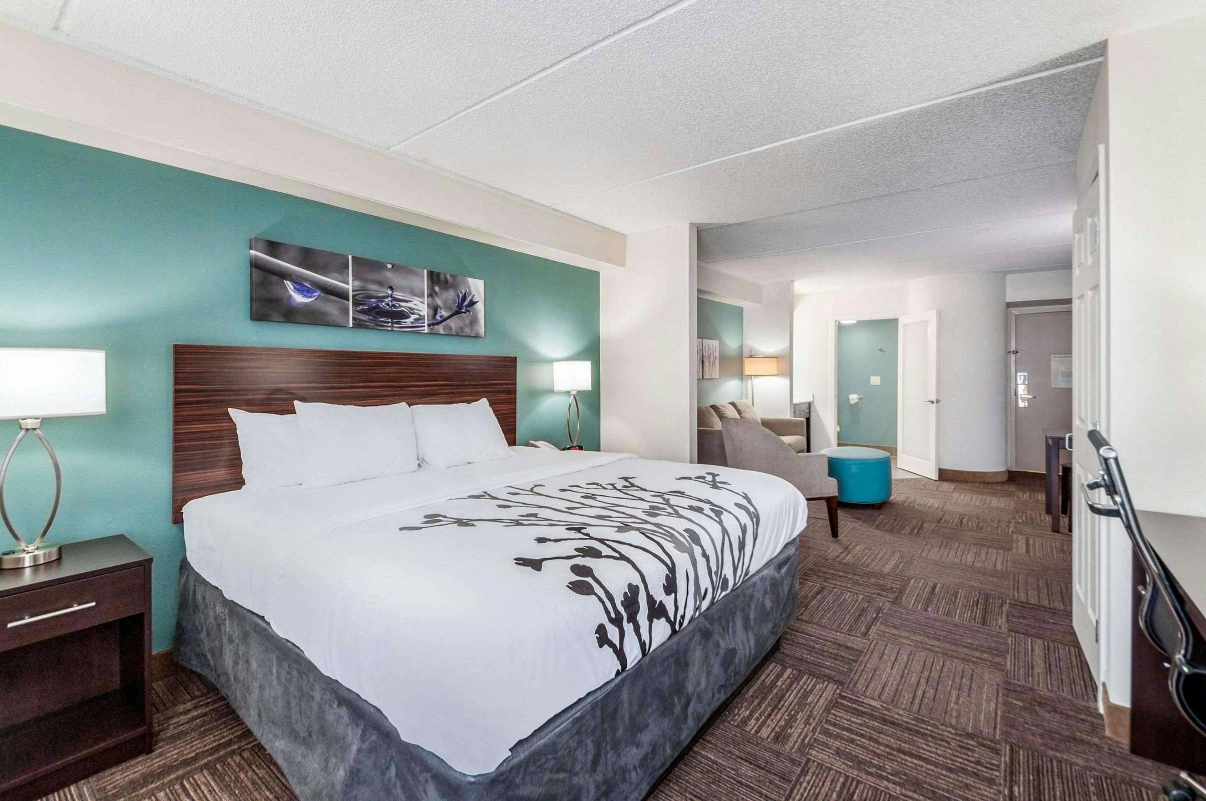 Hotel Sleep Inn & Suites Rehoboth Beach photo 2