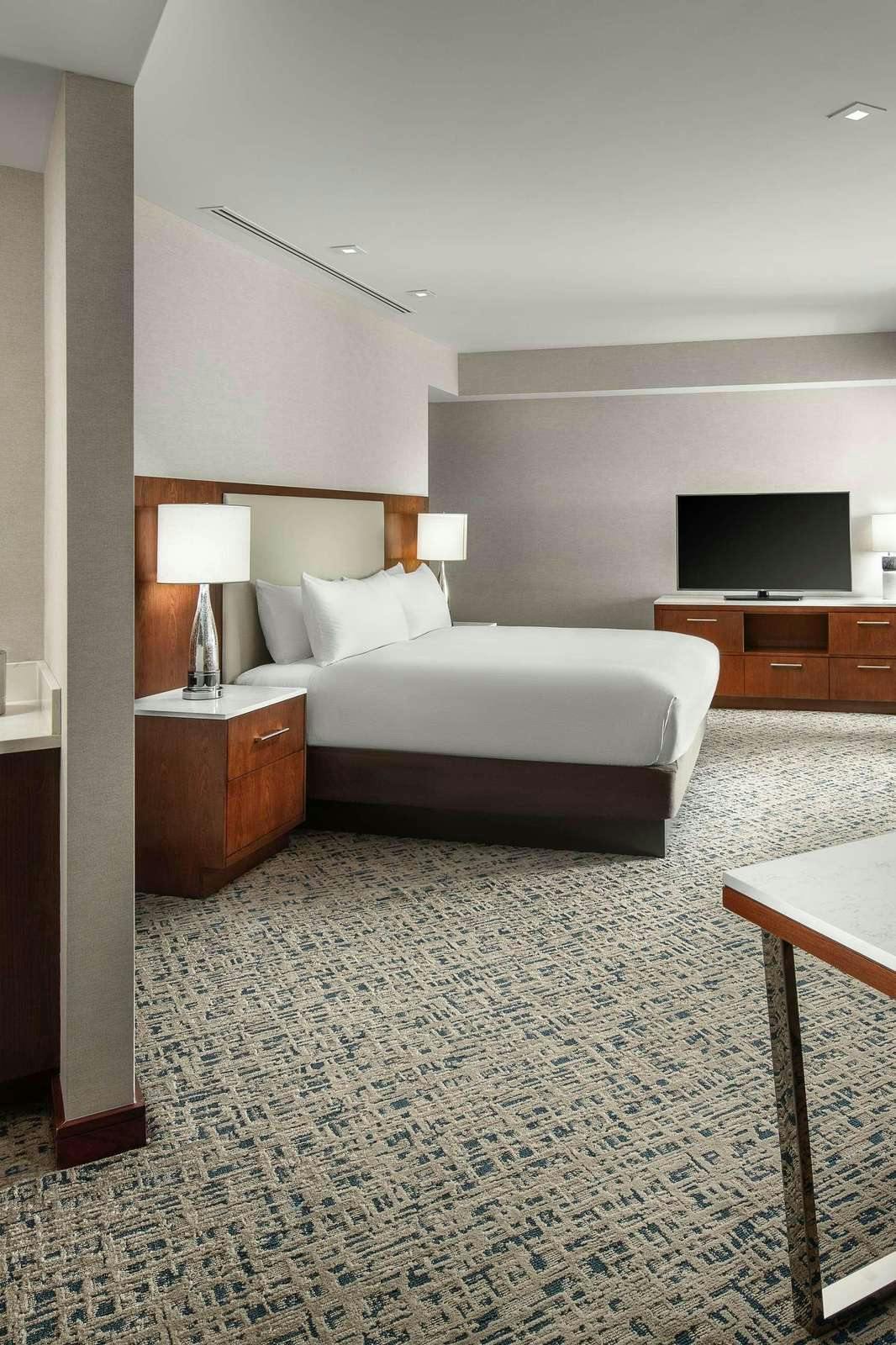 Hotel Hilton Boston Logan Airport photo 1