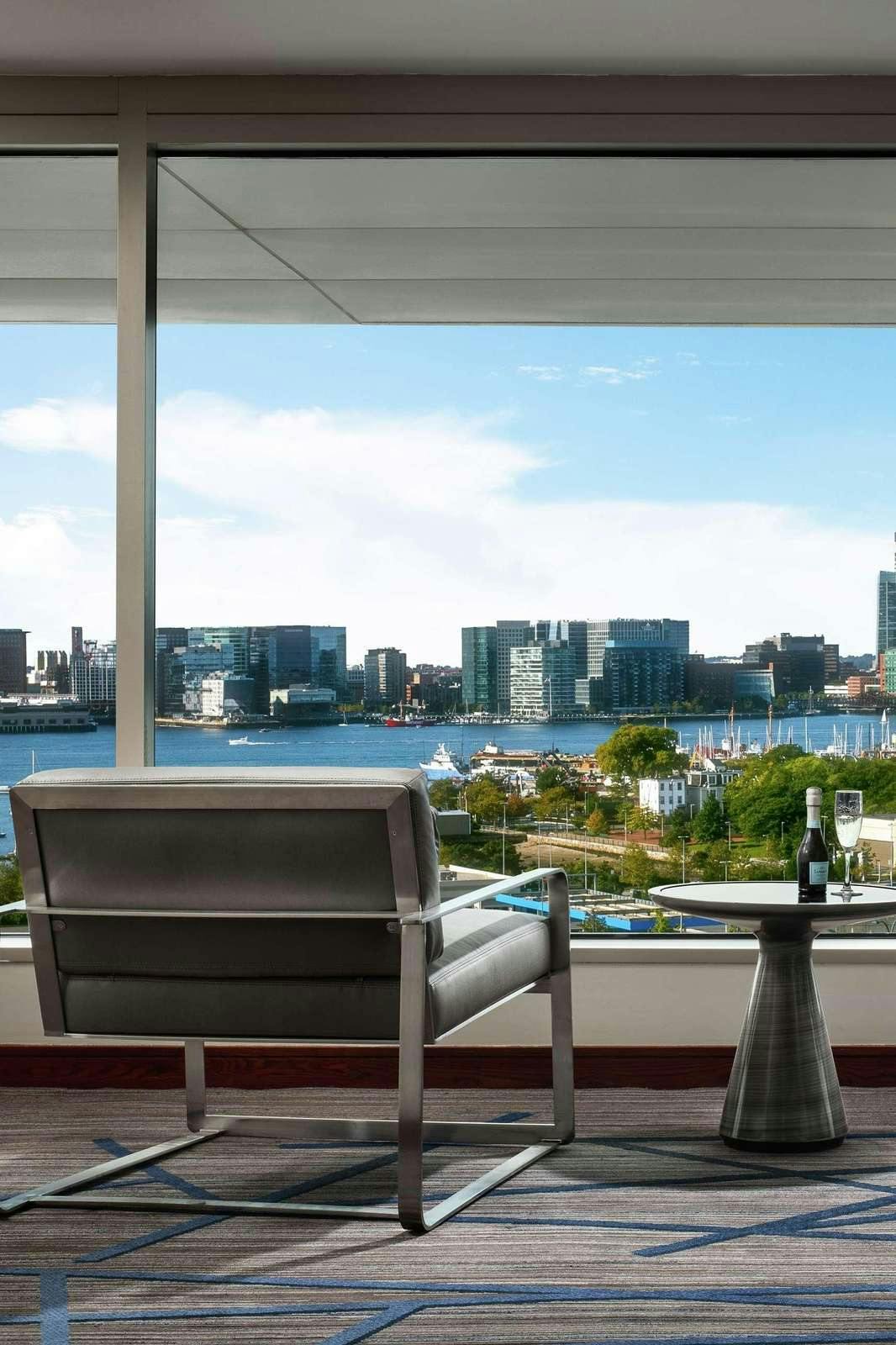 Hotel Hilton Boston Logan Airport photo 3