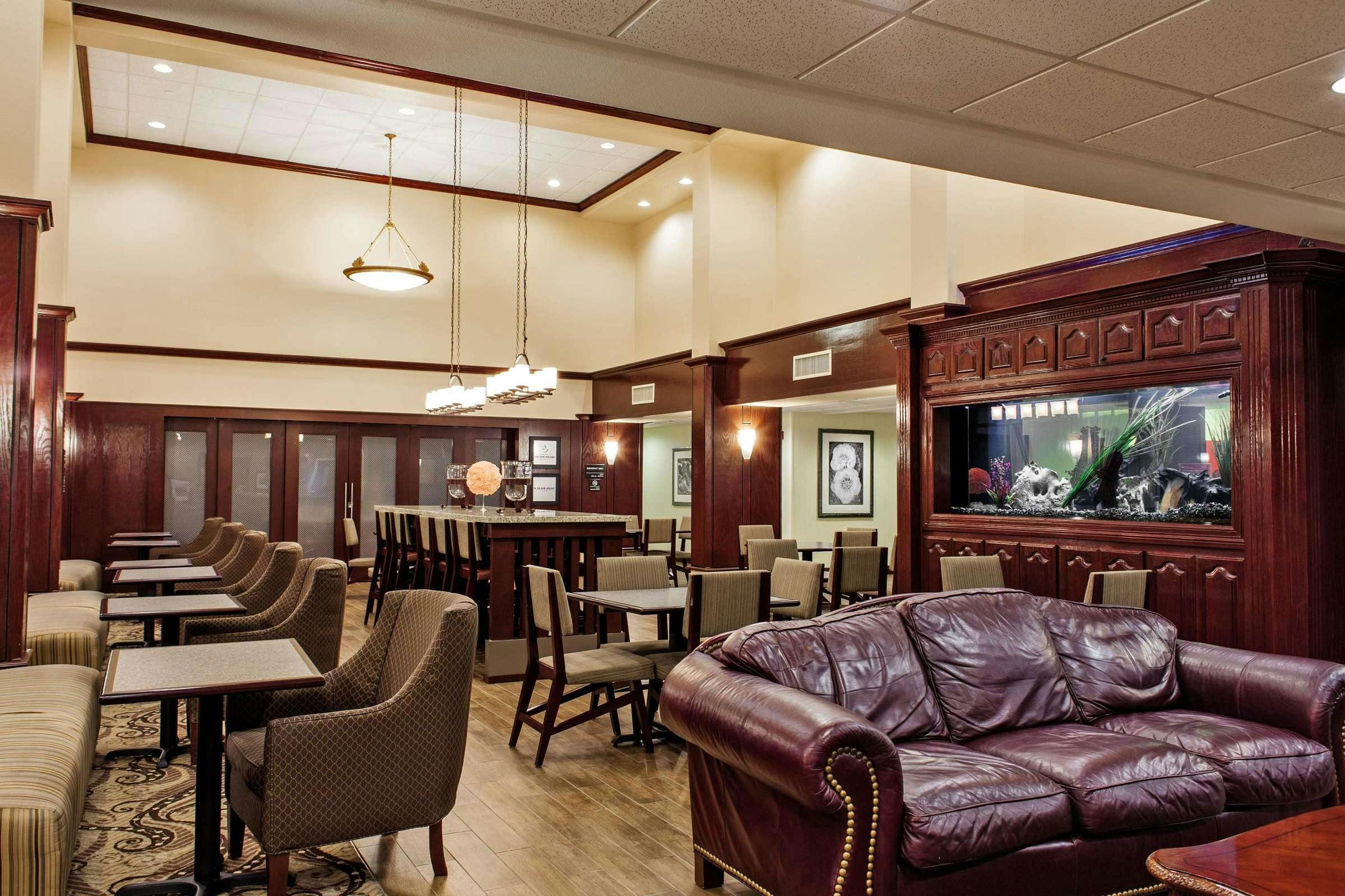 Hotel Hampton Inn and Suites Harlingen photo 5