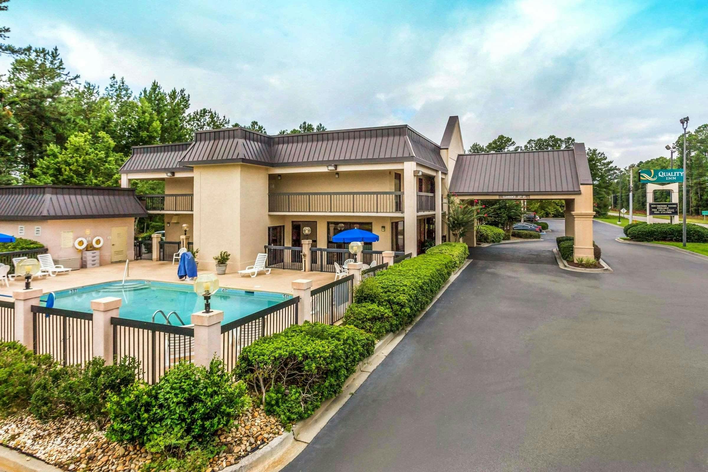 Hotel Quality Inn Walterboro I-95 photo 2