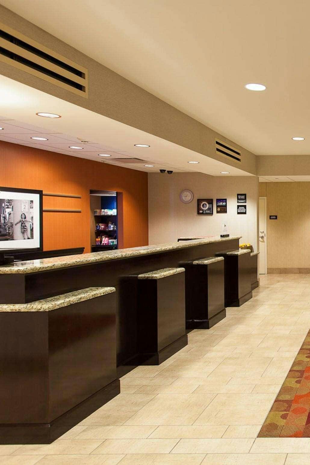 Hotel Hampton Inn & Suites Phoenix Chandler-Fashion Center Az photo 4