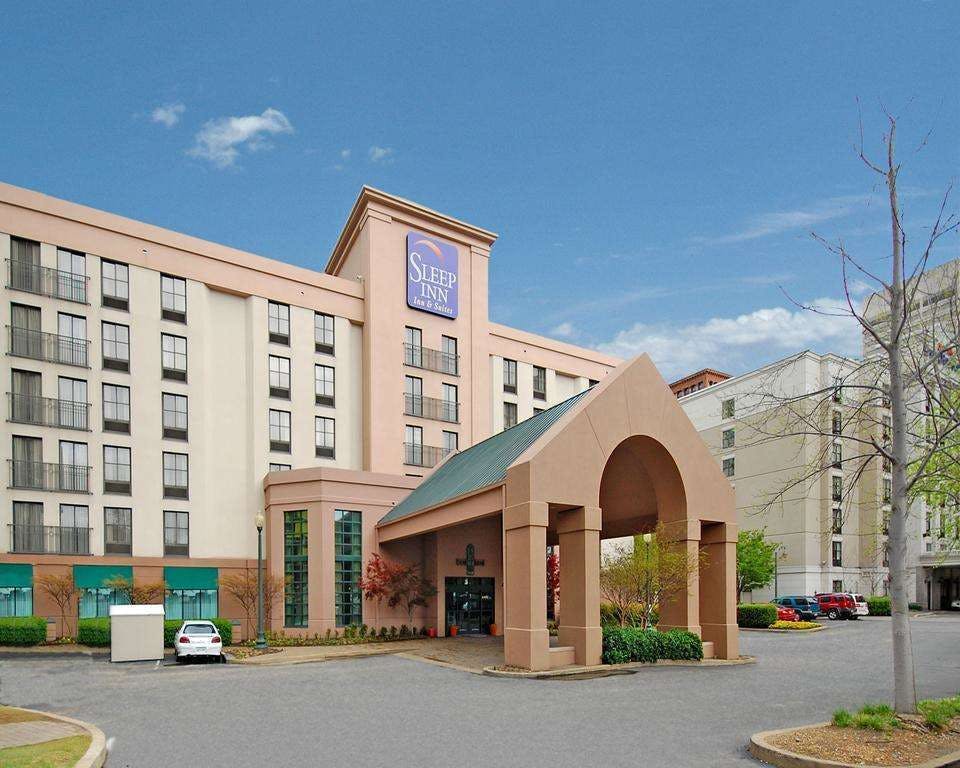 MOXY Memphis Downtown