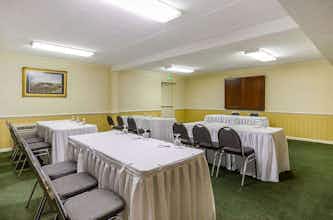 Hotel Clarion Inn Harpers Ferry - Charles Town photo 1