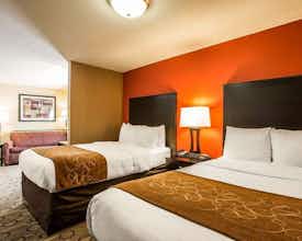 Hotel Comfort Suites At WestGate Mall photo 1