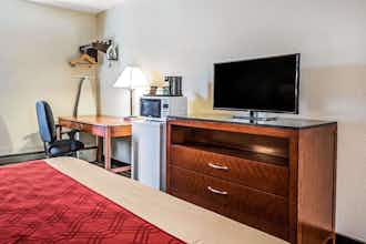 Hotel Econo Lodge La Crosse North photo 3