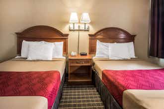 Hotel Econo Lodge La Crosse North photo 2