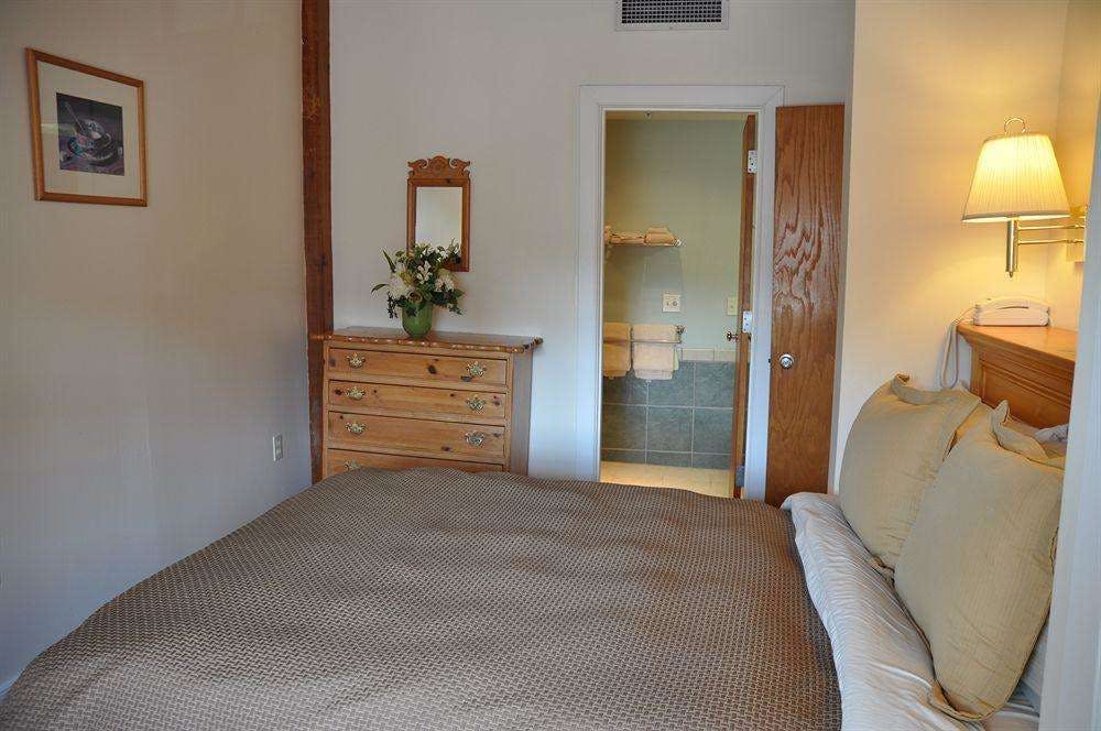 Newport Bay Club and Hotel