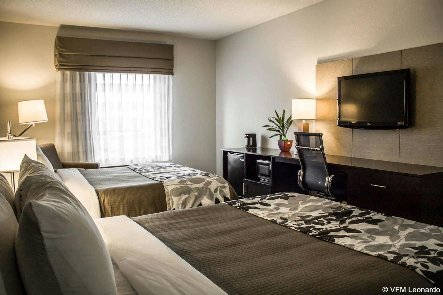 Hotel Express Inn & Suites photo 1