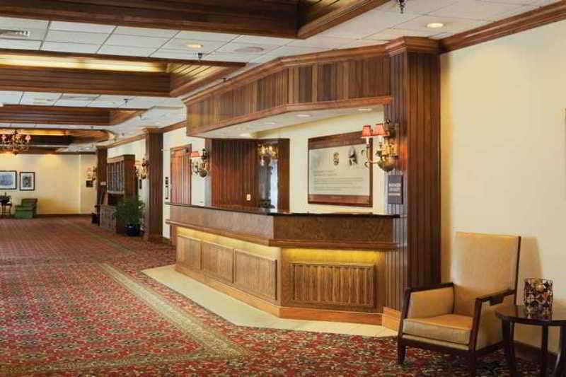 Hotel DoubleTree by Hilton Asheville - Biltmore photo 2