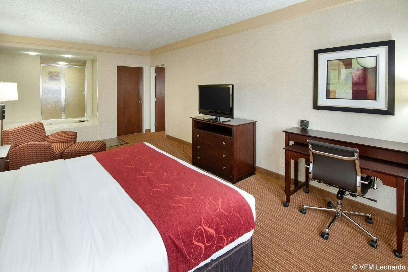 Hotel Comfort Suites Parkersburg South photo 2