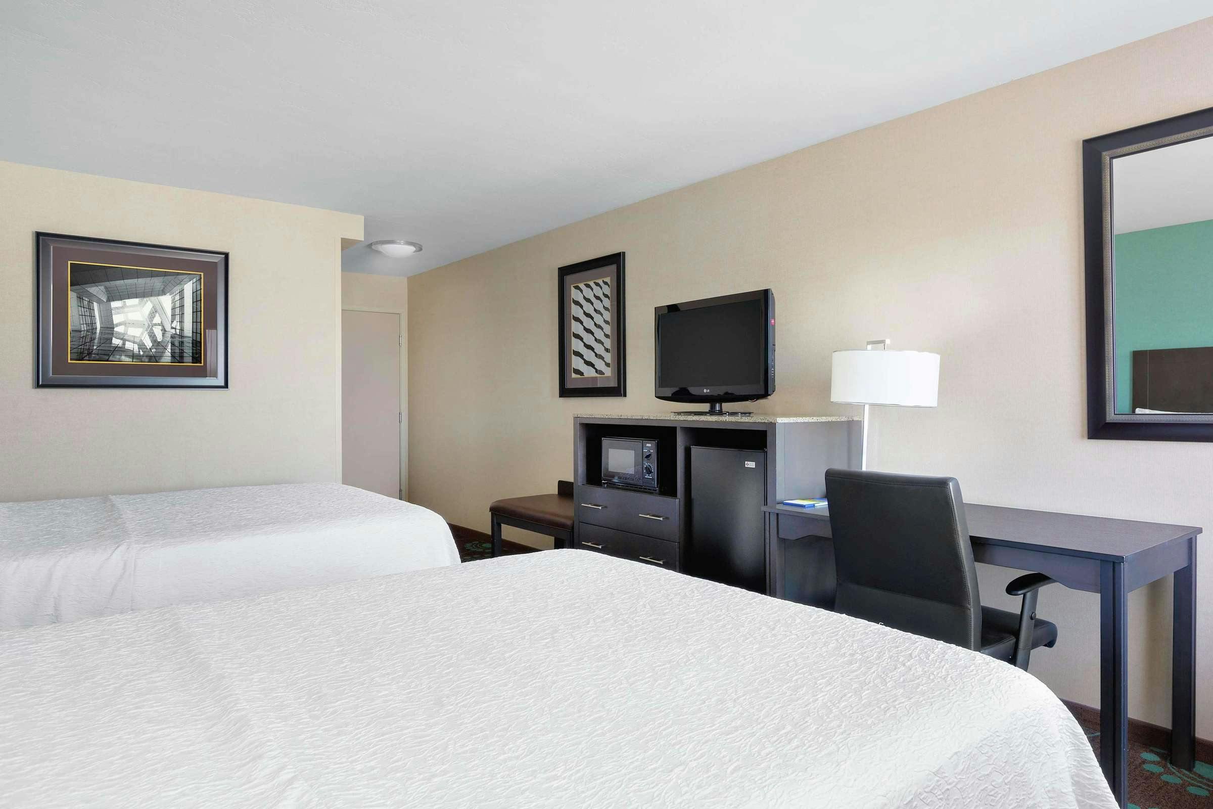 Hotel Spark by Hilton Bakersfield Central photo 5