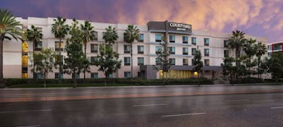 Courtyard Santa Ana Orange County