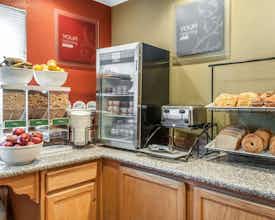 Hotel Quality Inn & Suites Farmington photo 5